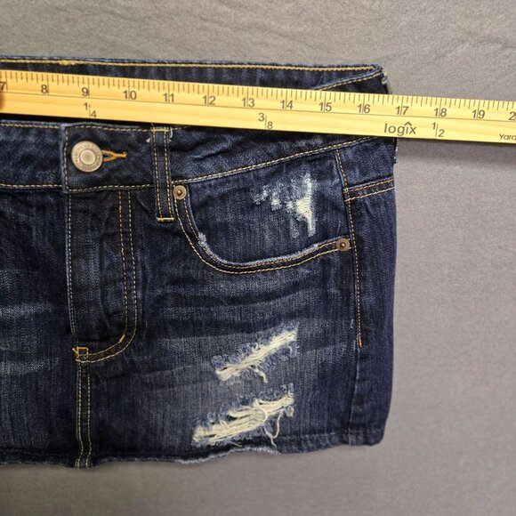 Vintage American Eagle Distressed Denim Mini Skirt Low Rise Y2K Sz 6 Elena Gilbe - Picture 5 of 6